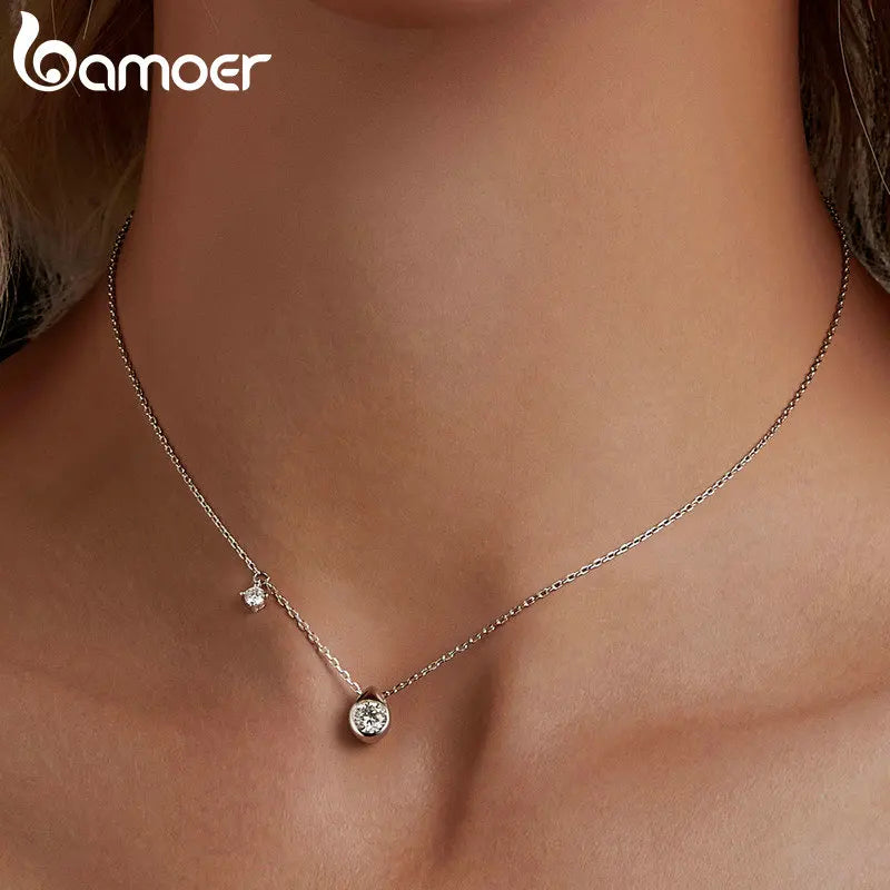 pingente prata 925 banhado a ouro branco moissanite pêra - bamoer