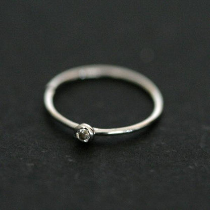 Piercing-de-Nariz-de-Ouro-Branco-18k-de-Argola-com-01-Pedra-Zirconia